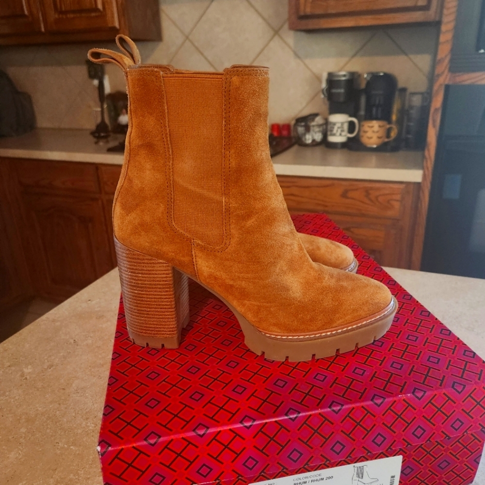 Tory Burch Chelsea 70 MM Lug Suede Bootie